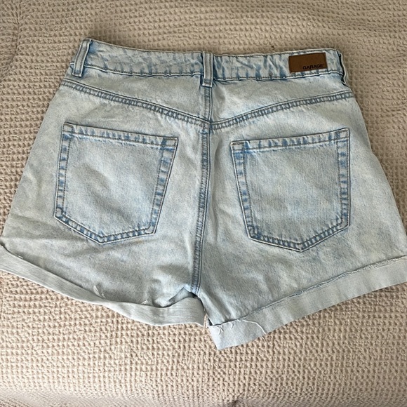 Garage shorts - Picture 3 of 4